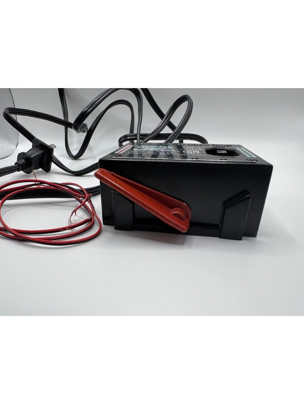 Model Power 12V I5A DC Power Supply for Model Railroads